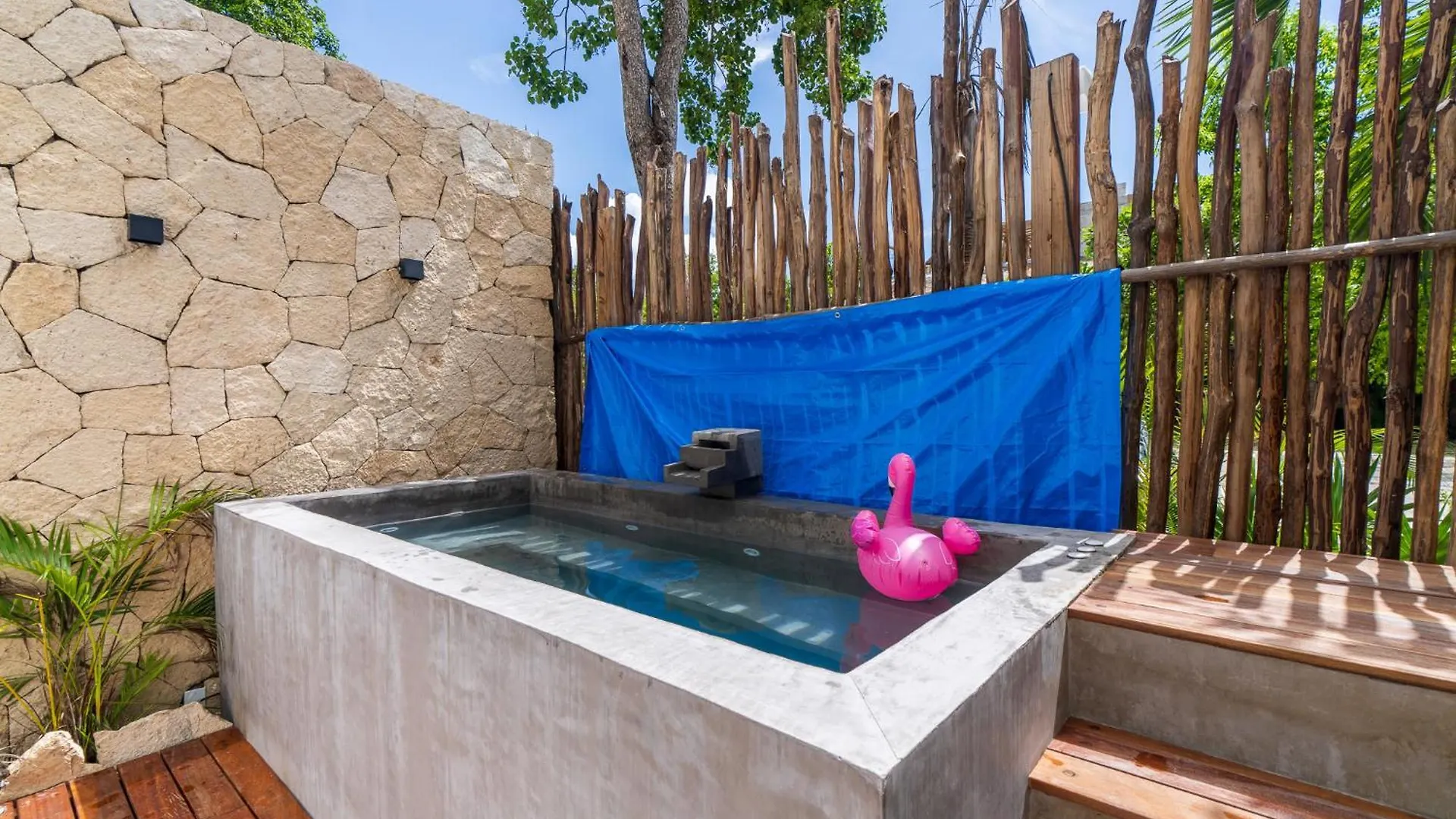 Downtown Penthouse With Private Pool, Rooftop Pool And Gym, Short Distance From Beaches, Restaurants & Nightlife Tulum